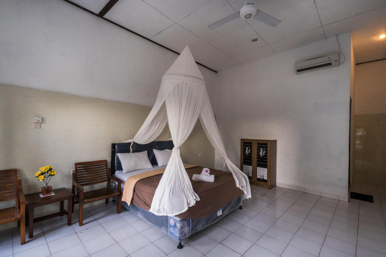 Hotel Kusuma Abiakta Sea Side Lembongan Esterno foto
