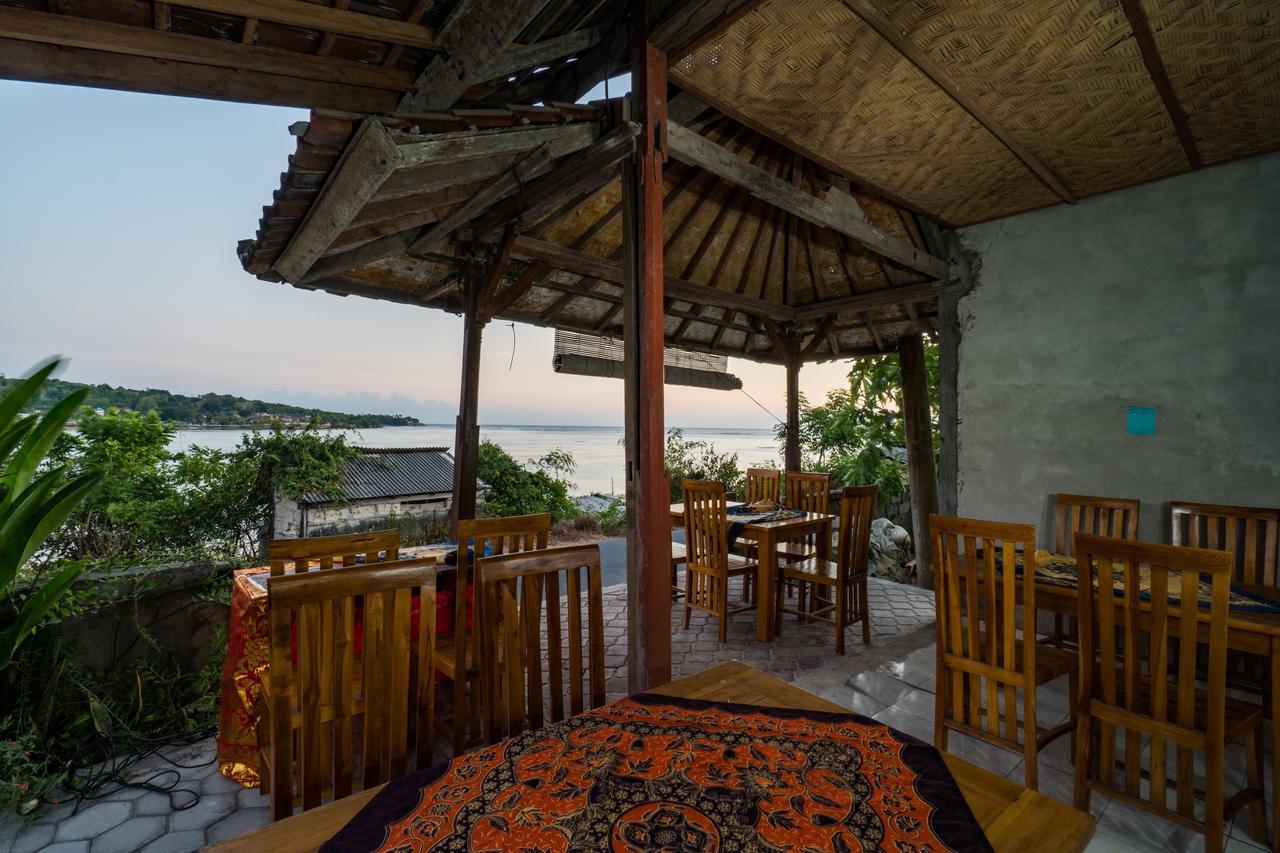 Hotel Kusuma Abiakta Sea Side Lembongan Esterno foto