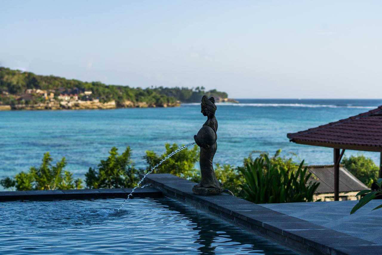 Hotel Kusuma Abiakta Sea Side Lembongan Esterno foto
