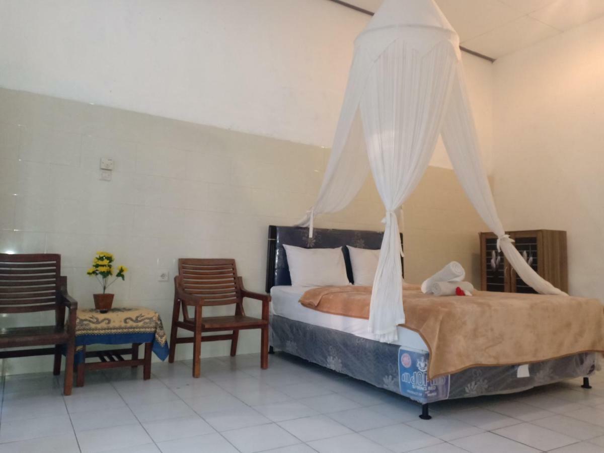 Hotel Kusuma Abiakta Sea Side Lembongan Esterno foto